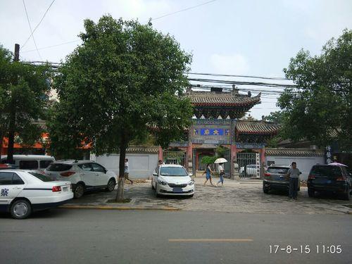 兴平文庙牌楼