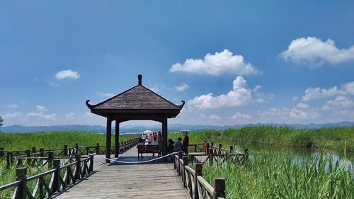 浪漫草海风景区观景亭